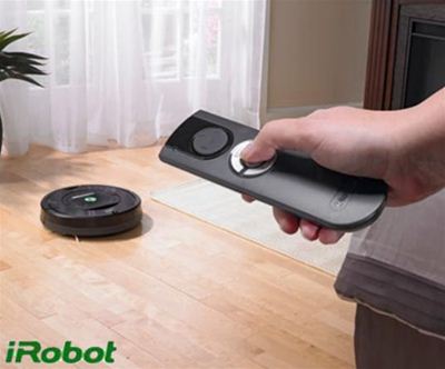 Paket 2 sesalnikov: iRobot Roomba 770 in Raycop Magnus