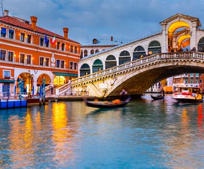 Romanticne Benetke z goHolidays + vožnja z ladjico!