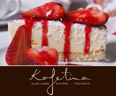 Tortica in topli napitek v Kafetini