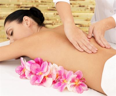 Terapevtska masaža hrbta (45 min)