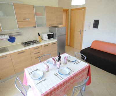 Popoln dopust v apartmajih Residence Cleo 4* v Italiji