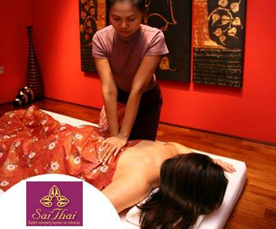 Tajska masaža stopal, vratu, ramen in hrbta