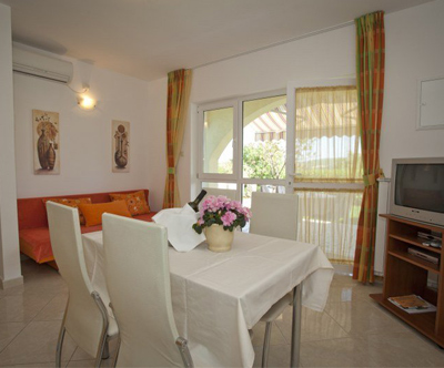 Apartmaji Fanuko za 2