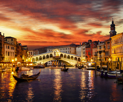 Zlata jesen v Benetkah z goHolidays + vožnja z ladjico!