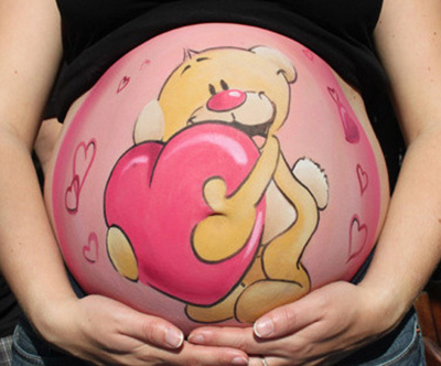 Poslikava nosecniškega trebušcka