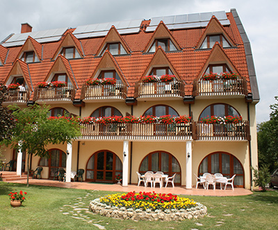 Nepozaben oddih za 2 v Agnes Hotelu v Hevizu
