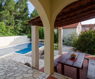 Pocitnice v cudovitih apartmajih, nedalec od Dubrovnika