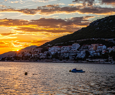 Izjemne pocitnice v Penzionu Jadran na plaži v Neumu