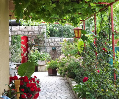 Apartmaji Maricic za 4