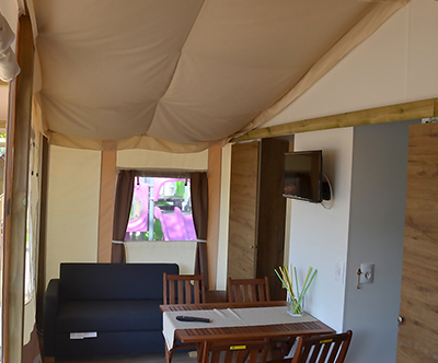 Prestižni oddih v glamping šotoru Polidor Camping Parka