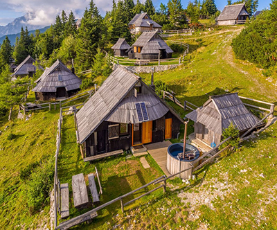 Luksuzne koce na Veliki planini: družinske pocitnice