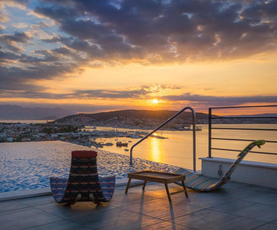 Hotel Ola 4*, Trogir: oddih s polpenzionom