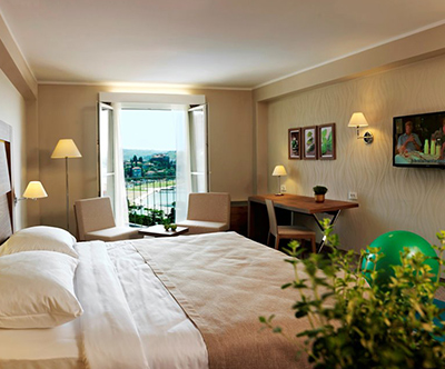 Hoteli Lifeclass 4*, Portorož: skok na obalo