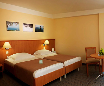 Hoteli Lifeclass 4*, Portorož: skok na obalo