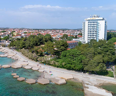 Hotel Punta 4*, Vodice: popoln oddih na morju