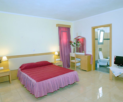 Theofilos Superior 4* na otoku Lezbos v Grčiji