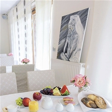Vila Aina Boutique Hotel 3*:romantično razvajanje