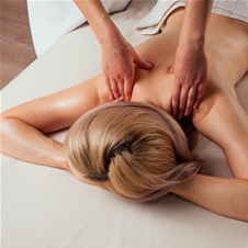 Salon MyDreams Ljubljana, masaža hrbta in ventuzami