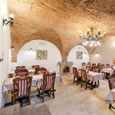 Hotel Dvorec 3*, Tolmin: oddih z zajtrkom