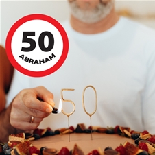 Personalizirani rojstnodnevni znak za okrogle obletnice