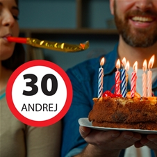 Personalizirani rojstnodnevni znak za okrogle obletnice