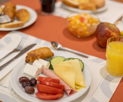 Marina Hotel Athens 3*, 2x nočitev z zajtrkom Marina Hotel Athens 3*, 2x nočitev z zajtrkom