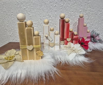 Roćno izdelan lesen komplet družine Roćno izdelan lesen komplet družine