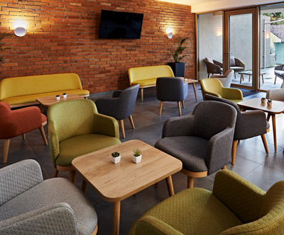 Hotel Adalbert 3*, Madžarska, 2x nočitev s polpenzionom Hotel Adalbert 3*, Madžarska, 2x nočitev s polpenzionom