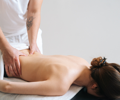 Masažni salon Harmonija: kraljevska masaža Masažni salon Harmonija: kraljevska masaža