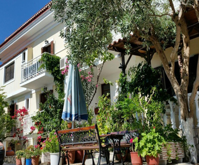 Hotel Pigi 2* na otoku Samos v Grčiji