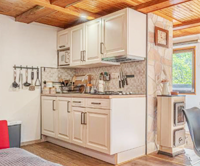 Pr' Vili Rozi 4*, Osilnica: idilični oddih