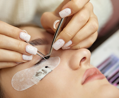 Salon Elitte: podaljševanje trepalnic Salon Elitte: podaljševanje trepalnic