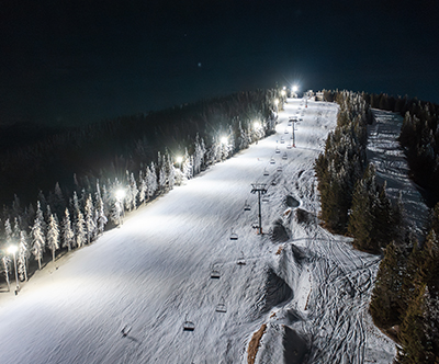 Smučarski center Kope: smucarska vozovnica z malico