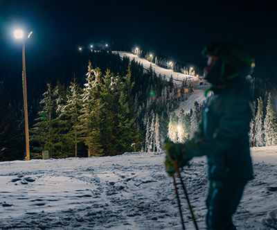Smučarski center Kope: smucarska vozovnica z malico