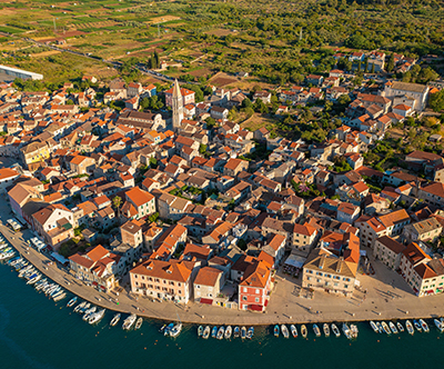 Križarjenje po Dalmaciji z ladjo Avantura 
