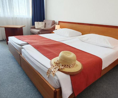 Turistično naselje Sagitta***, Omiš, Hrvaška