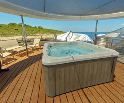 Križarjenje po Dalmaciji z ladjo Avantura Križarjenje po Dalmaciji z ladjo Avantura