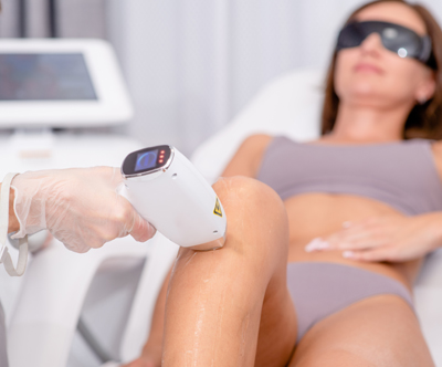 Studio Čebelca, Lesce: odstranjevanje dlačic