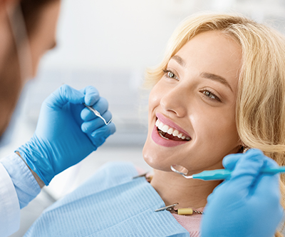 Marn medica Medvode: čiščenje zobnega kamna, poliranje