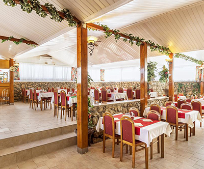 Hotel Omorika 3*, Punat, otok Krk: oddih s polpenzionom