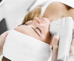 Inn Po studio & beauty room; lifting za področje obraza