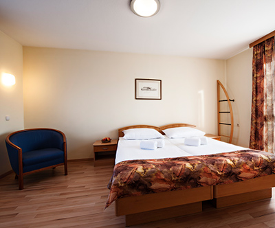 Terme Ptuj, Bungalovi 3*: polpenzion, kopanje, savna Terme Ptuj, Bungalovi 3*: polpenzion, kopanje, savna