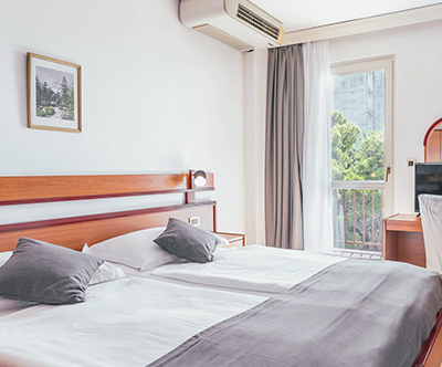 Hotel Horizont 4*, Baška Voda: oddih s polpenzionom