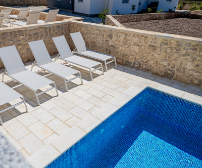 Meridian pool residences, Novalja, Pag, najem