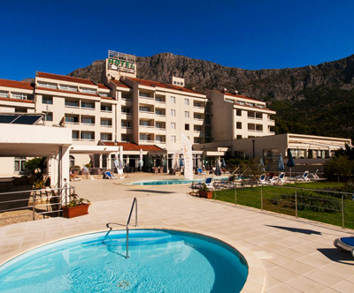 Hotel Quercus 4*, Drvenik, poletne počitnice