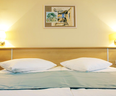 Hotel Quercus 4*, Drvenik, poletne počitnice