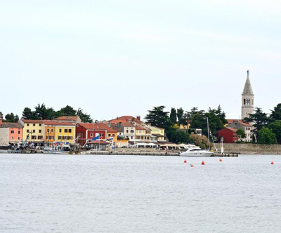 Penzion Emaus 3* Novigrad: morski oddih s polpenzionom