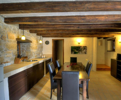 Luksuzne kamnite hiške, Buzet Istra, pomladni oddih