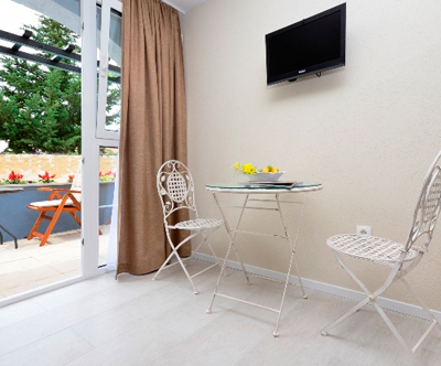 Vila Bougenvilia, Tučepi: 2x nočitev