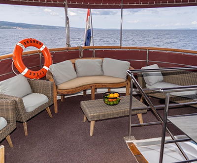 My Way Cruising: Ultra Europe Warm Up Boat Experience